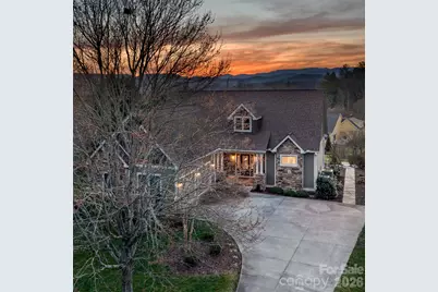 131 Cummings Cove Parkway, Hendersonville, NC 28739 - Photo 1