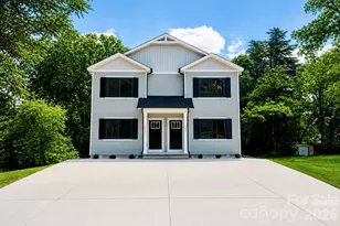 1036 12th St NE, Hickory, NC 28601 - Photo 1