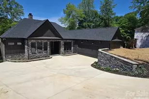 496 Laurel Cove Rd, Statesville, NC 28677 - Photo 1