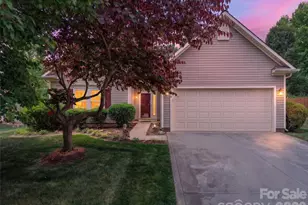 140 Gabriel Dr, Mooresville, NC 28115 - Photo 1