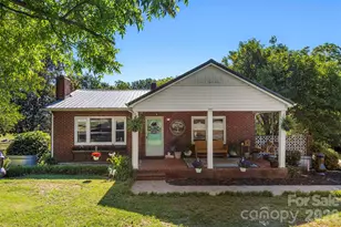 210 Stockton St, Shelby, NC 28150 - Photo 1