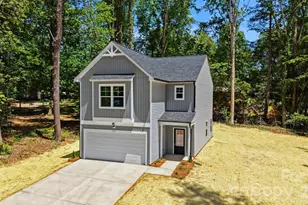 215 Edgewood Cir, Morganton, NC 28655 - Photo 1