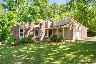 56 Knoll Ridge Dr, Asheville, NC 28804 - Photo 1