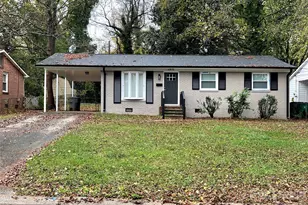 2815 Ravencroft Dr, Charlotte, NC 28208 - Photo 1