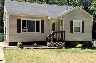 3231 Carver Pl, Charlotte, NC 28269 - Photo 1