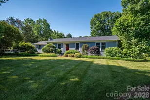 305 Heather Ln, Mount Holly, NC 28120 - Photo 1