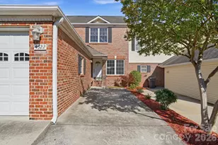 4322 Laurel Hill Ln, Charlotte, NC 28217 - Photo 1