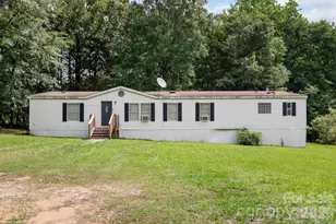 1046 McKinney Ln, Lancaster, SC 29720 - Photo 1