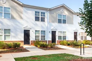 2025 Oakdale Rd, Charlotte, NC 28216 - Photo 1