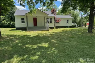 358 N Green River Rd, Gaffney, SC 29341 - Photo 1
