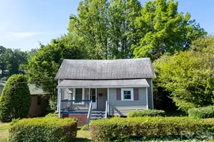 462 Walnut St, Waynesville, NC 28786 - Photo 1