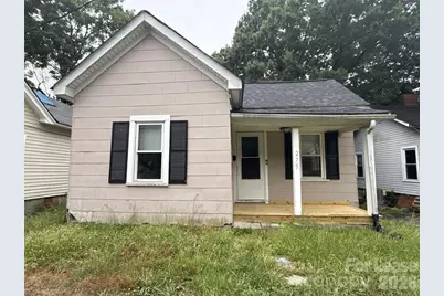 275 Academy Avenue NW, Concord, NC 28025 - Photo 1