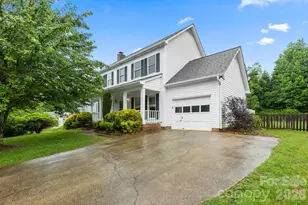 16 Trappers Run Dr, Asheville, NC 28805 - Photo 1