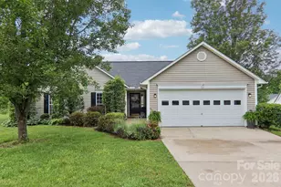 12 Wineberry Ct, Fletcher, NC 28732 - Photo 1