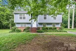 7301 Park Vista Cir, Charlotte, NC 28226 - Photo 1