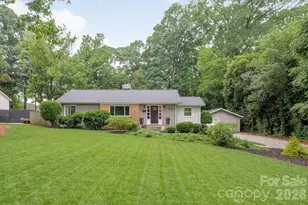 3227 Driftwood Dr, Charlotte, NC 28205 - Photo 1