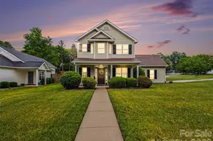 2243 Oakhurst Ct, Kannapolis, NC 28081 - Photo 1