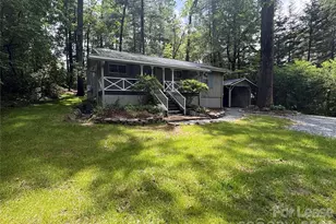 495 Armstrong Ave, Hendersonville, NC 28739 - Photo 1