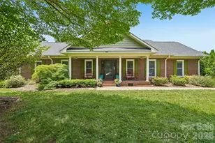 320 Canvasback Rd, Mooresville, NC 28117 - Photo 1