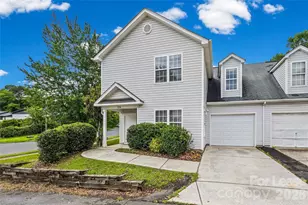 5194 Brooktree Dr, Charlotte, NC 28208 - Photo 1