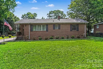 400 Briarwood Drive, Charlotte, NC 28215 - Photo 1