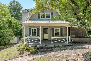 177 E Poplar Dr, Hendersonville, NC 28792 - Photo 1