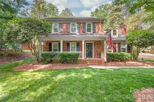 419 Scarborough Ln, Matthews, NC 28105 - Photo 1