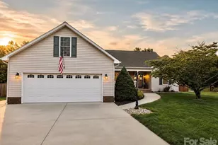 5700 Aspiran Dr, Catawba, NC 28609 - Photo 1