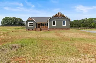 713 Alf Hoover Rd, Lincolnton, NC 28092 - Photo 1