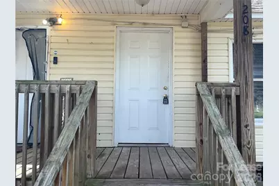 208 Georgia Avenue E, Bessemer City, NC 28016 - Photo 1