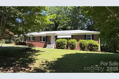 150 31st Avenue NW, Hickory, NC 28601 - Photo 1