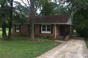 5433 Dolphin Ln, Charlotte, NC 28215 - Photo 1