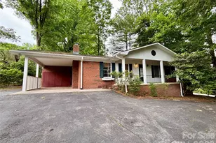 515 Lake Dr, Hendersonville, NC 28739 - Photo 1