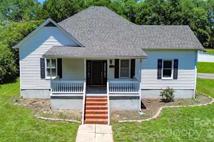 638 W Main Ext, Lincolnton, NC 28092 - Photo 1