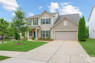 10522 Honeyfur Ct, Charlotte, NC 28278 - Photo 1