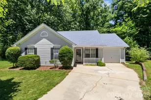 1303 Long Grass Ct, Charlotte, NC 28216 - Photo 1