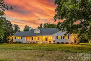 2705 Robinson Rd, Newton, NC 28658 - Photo 1