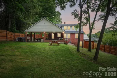 111 Bennett Street, Burnsville, NC 28714 - Photo 1