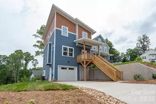 6 Berry Crst Ln, Arden, NC 28704 - Photo 1