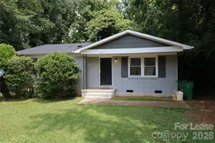 712 Edgegreen Dr, Charlotte, NC 28217 - Photo 1