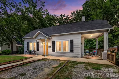 320 E 3rd Avenue, Gastonia, NC 28054 - Photo 1