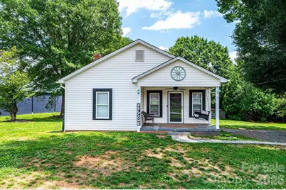 1460 17th Street NE, Hickory, NC 28601 - Photo 1