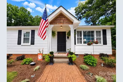 214 Oakwood Avenue, York, SC 29745 - Photo 1