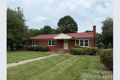 1225 Davie Avenue, Statesville, NC 28677 - Photo 1
