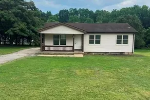 328 Millsaps Rd, Statesville, NC 28625 - Photo 1