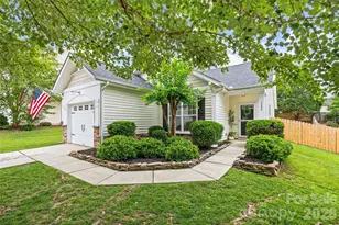 1732 Crabapple Tree Ln, Charlotte, NC 28214 - Photo 1