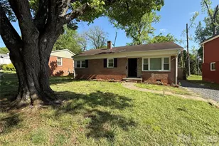 917 Spruce St, Charlotte, NC 28203 - Photo 1