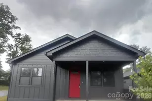 619 W Allen St, Hendersonville, NC 28739 - Photo 1