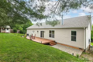 9 Cedar Hill Rd, Asheville, NC 28806 - Photo 1