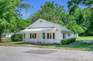 208 W Church St, Jefferson, SC 29718 - Photo 1